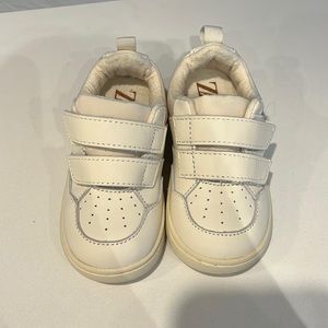 Zara 23 toddler girls sneakers